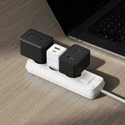 Ładowarka sieciowa do tabletu i telefonu Baseus Palm 30W USB-C Szybka
