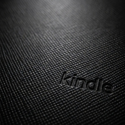 Etui do Kindle Paperwhite 1 2 3, czarne - ochronne z podstawką, dostęp do portów i przycisków