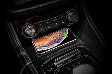 Indukcyjna ładowarka Qi samochodowa podstawka dokująca C1 uniwersalna czarna