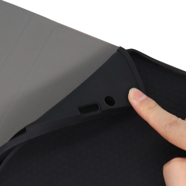 Etui z klawiaturą Bluetooth do Lenovo Tab M11, czarne - ochronne z podstawką, dostęp do portów i przycisków