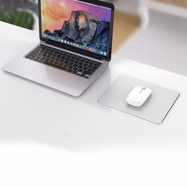 Aluminiowa podkładka pod myszkę do komputera Apple antypoślizgowa cienka, srebrny