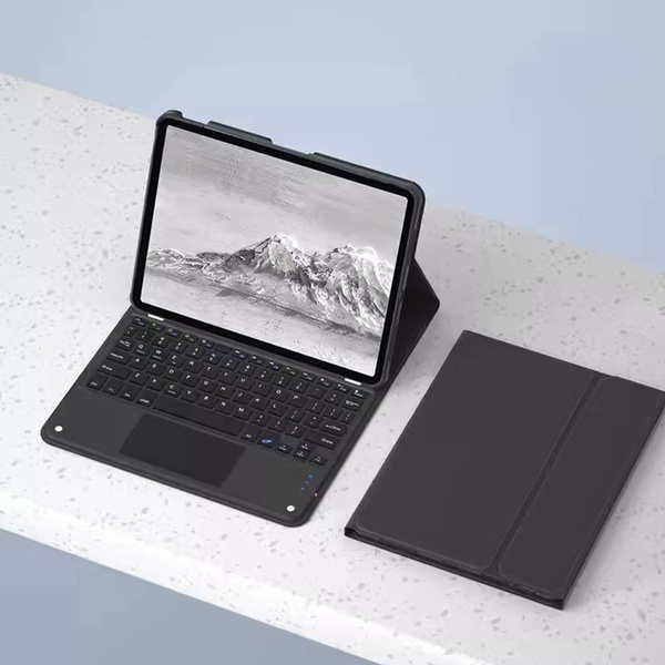 Etui z klawiaturą do Lenovo Tab One TB305FU - ochronne z podstawką, dostęp do portów i przycisków
